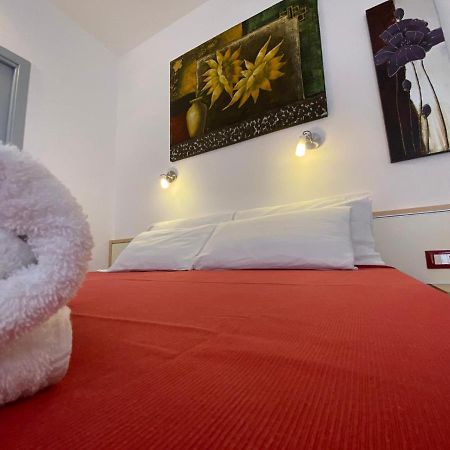 B&B Petite Maison Posada  Esterno foto