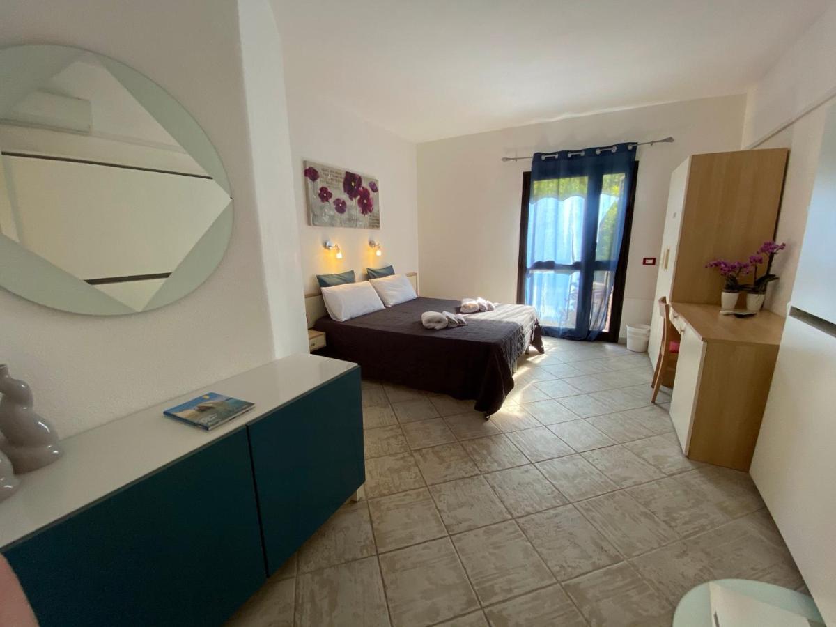 B&B Petite Maison Posada  Esterno foto
