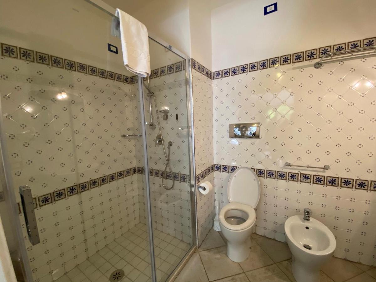 B&B Petite Maison Posada  Esterno foto